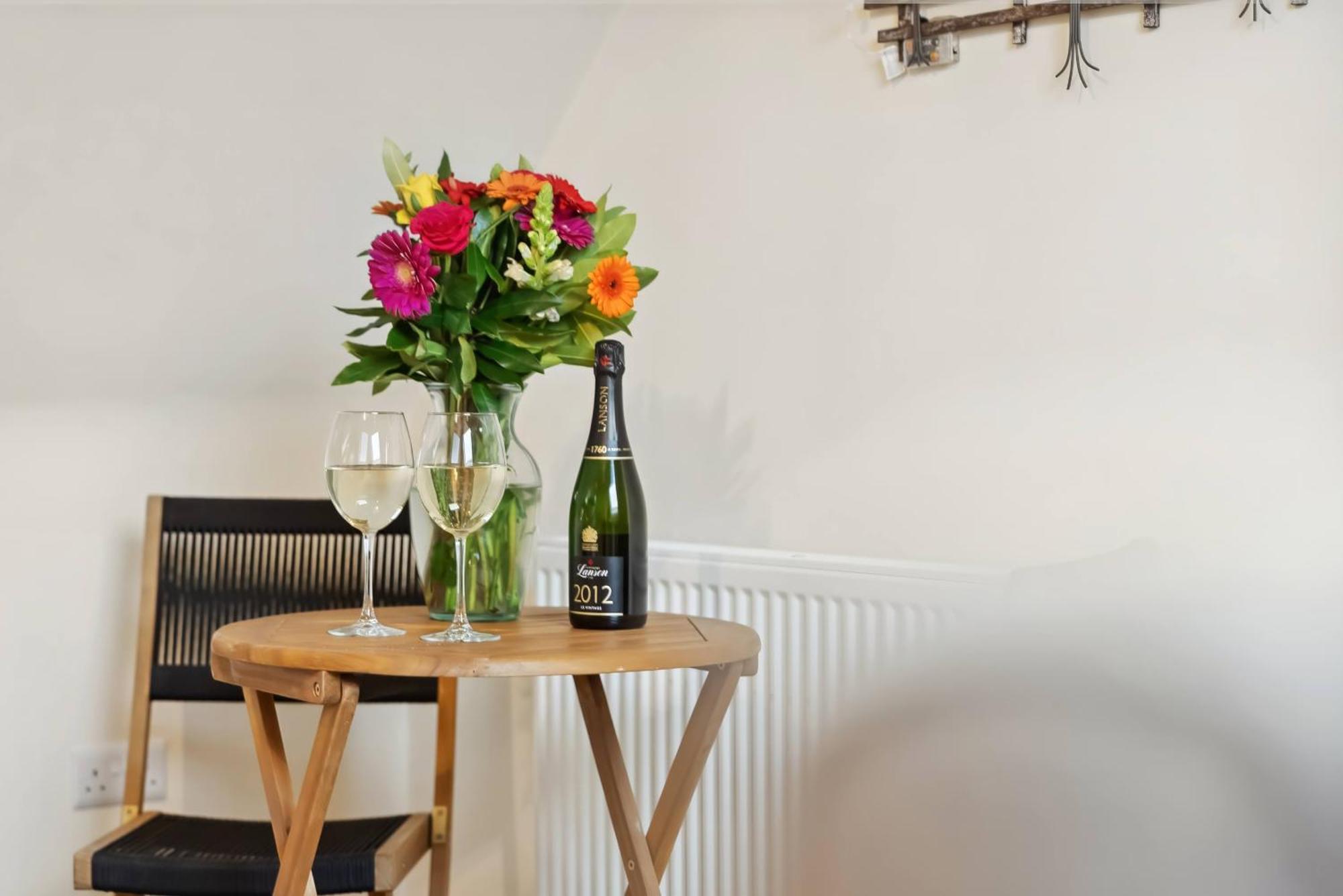 Beautiful Country Apartment, Rated Exceptional Κόβεντρι Εξωτερικό φωτογραφία